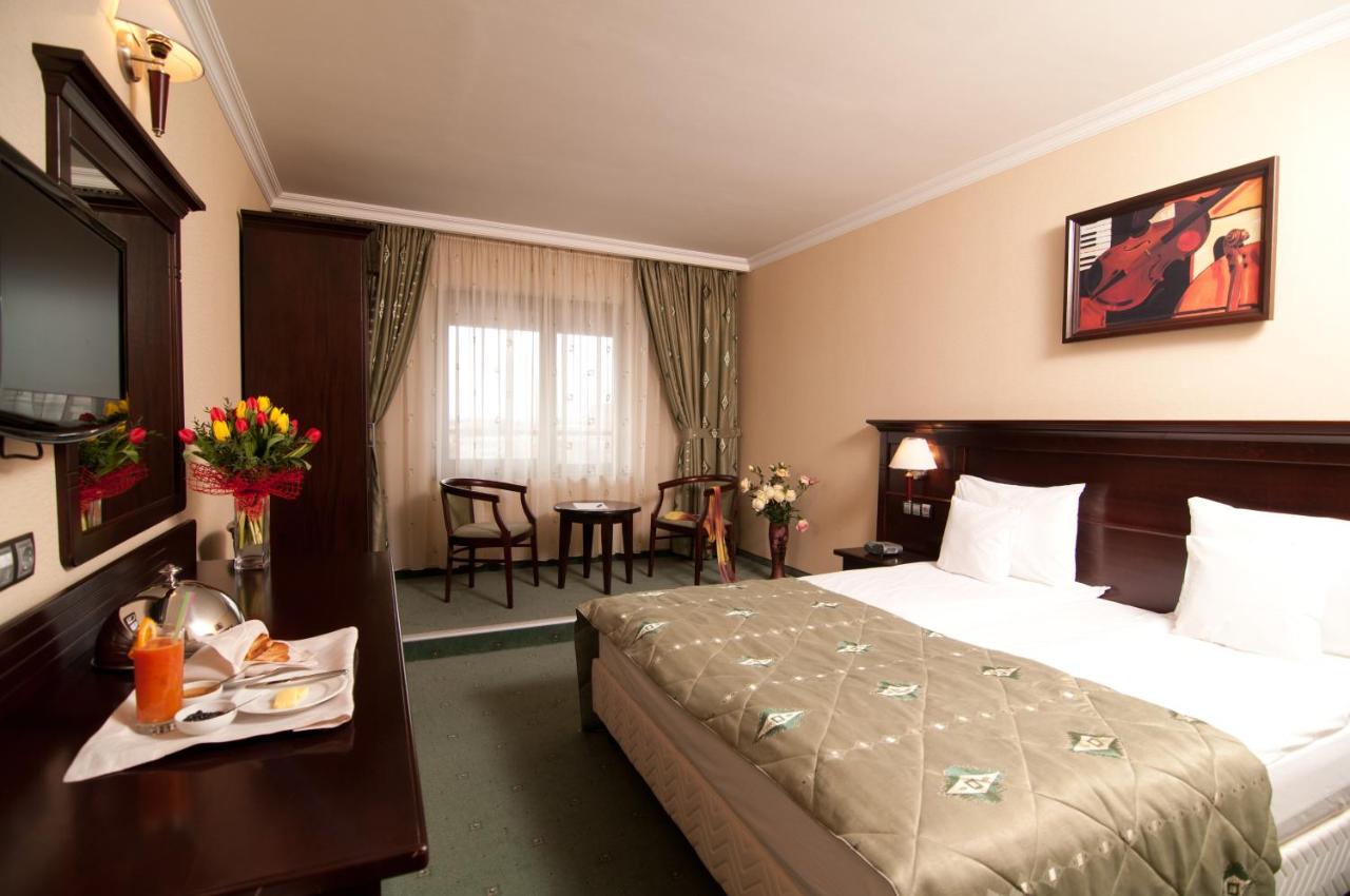 Hotel Rapsodia City Center photo 3