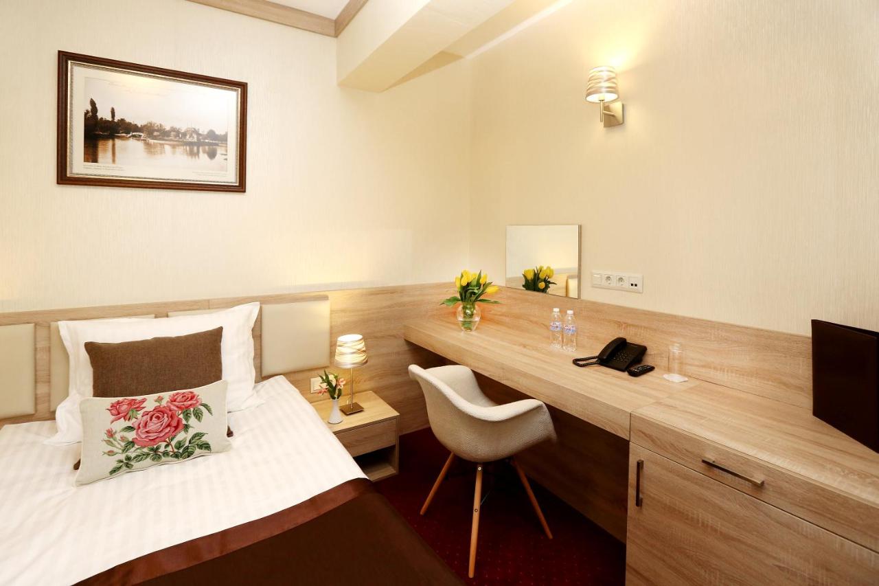 COOP Hotel Sofia photo 2