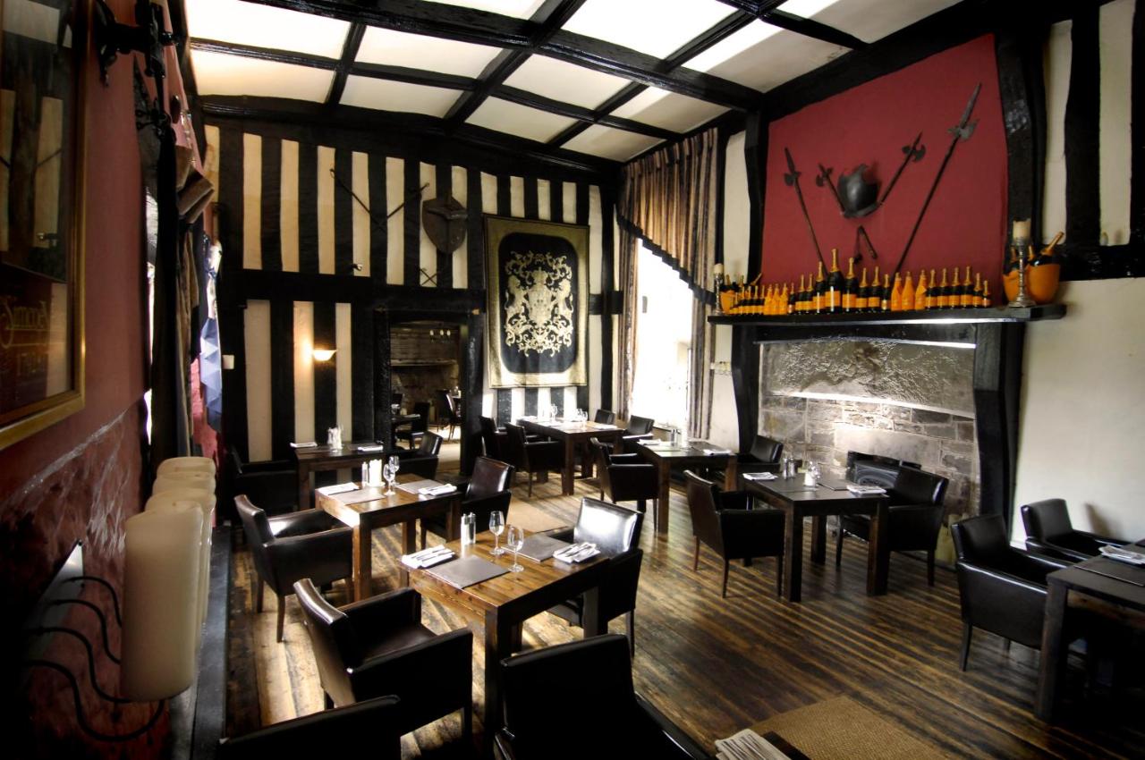 Old Court Hotel & Apartments photo 3