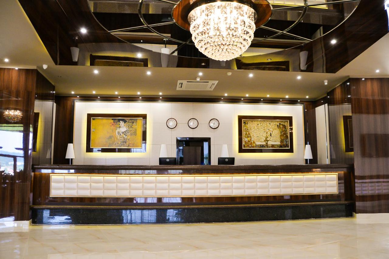 Hotel Cartoon Razgrad photo 2