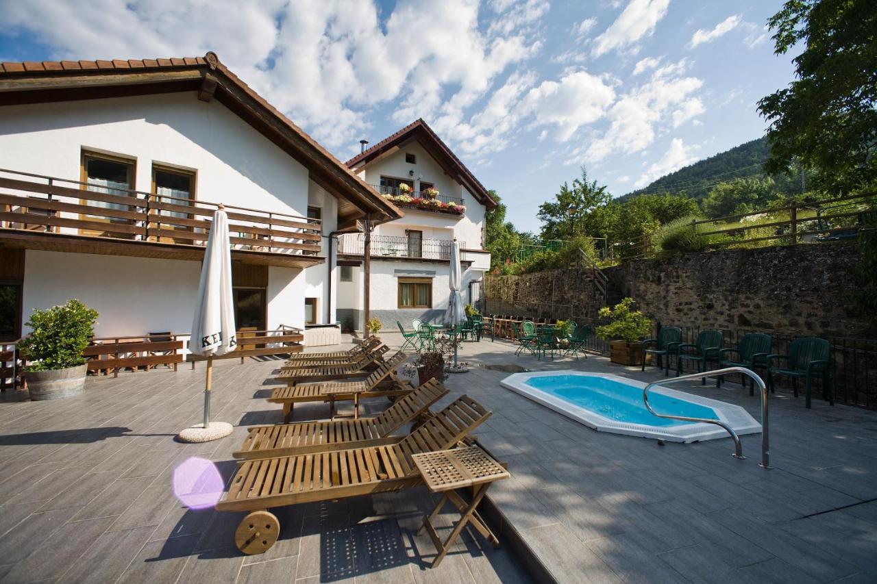 Hostal Rural Salazar photo 4
