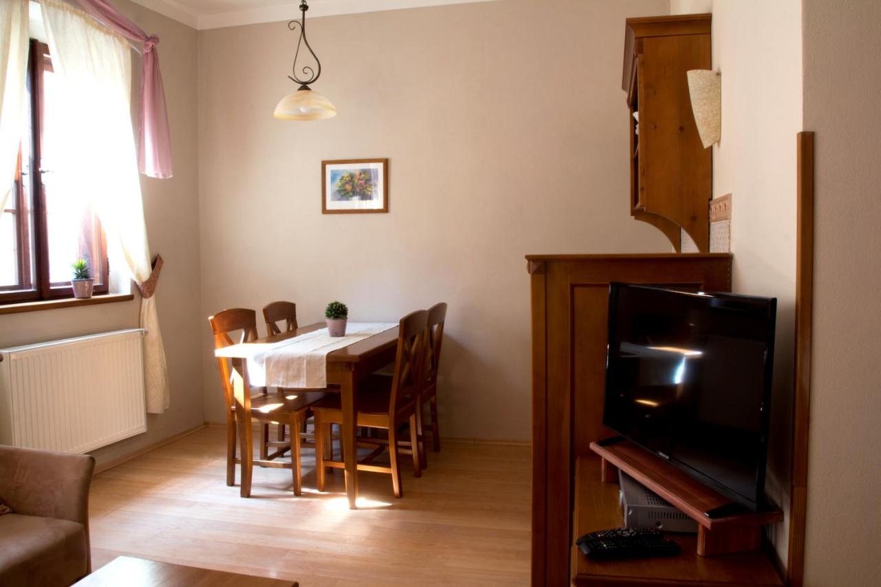 Castle View Apartments photo 4