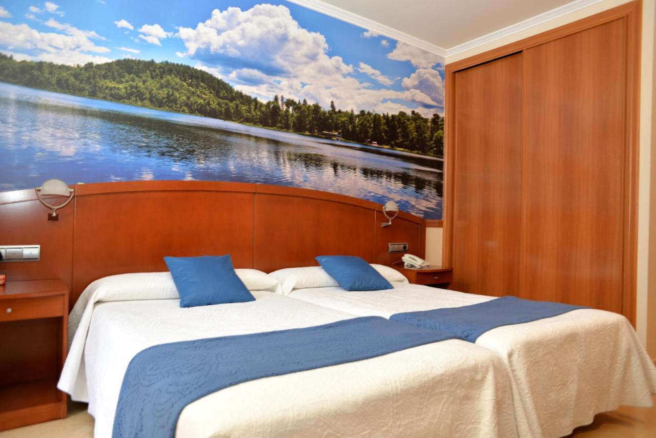 Hotel Portonovo photo 3