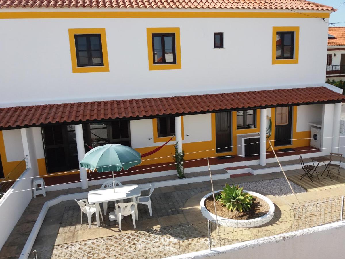 Alojamentos Vitinho 2 - Vila Nova Milfontes - B&B