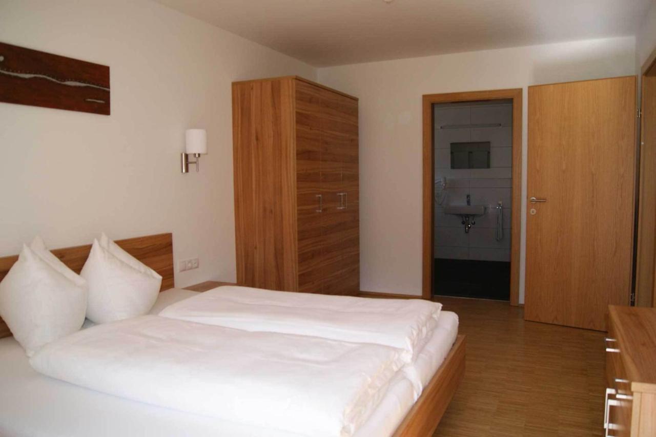 Apartamento de 2 dormitorios con terraza