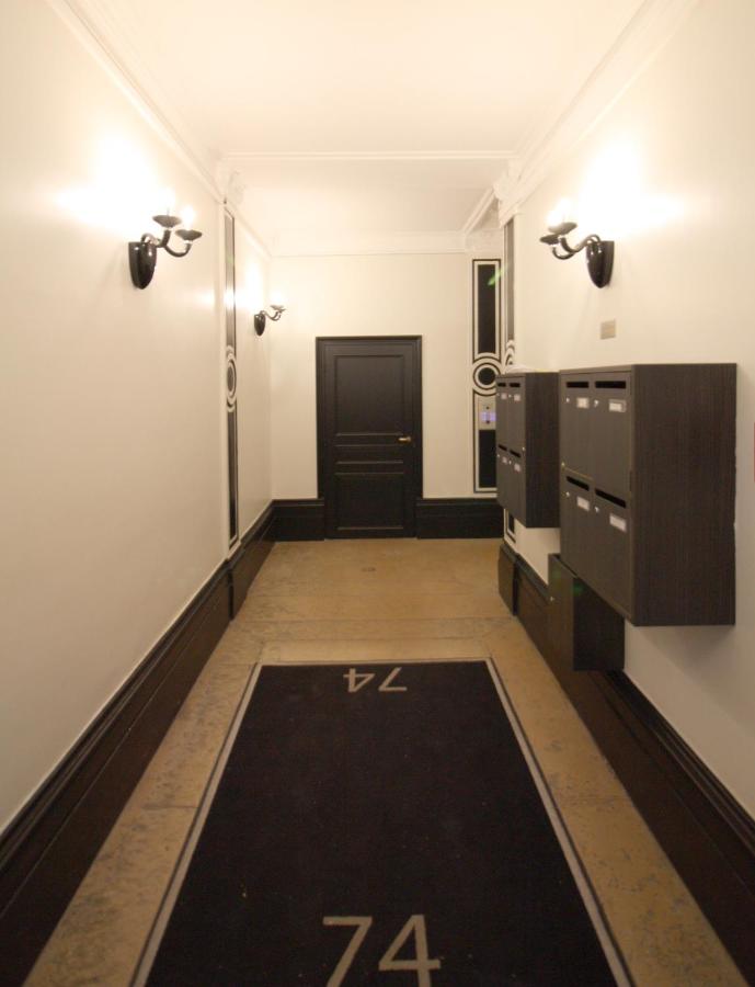 Apartments Paris Centre - At Home Hotel - Bed and Breakfast