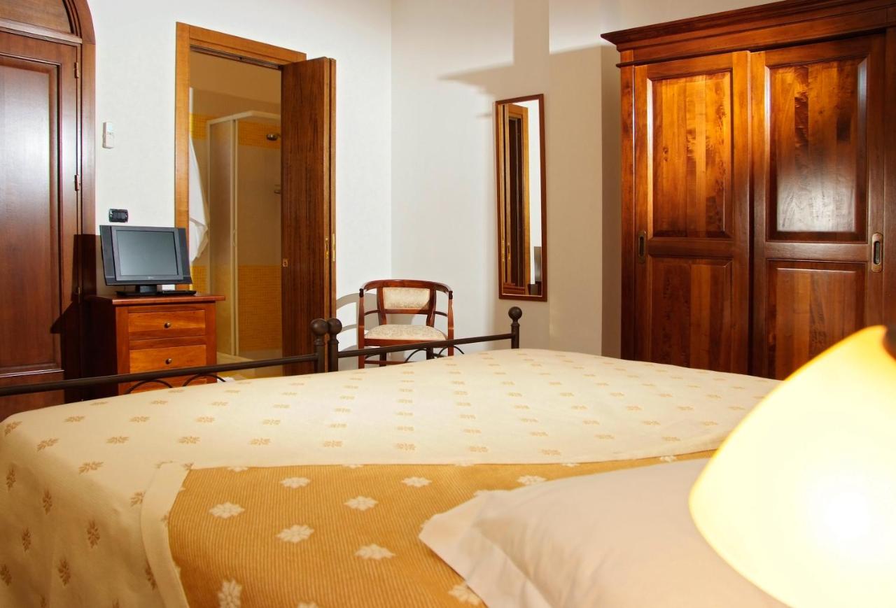 Camera Singola con Bagno Privato