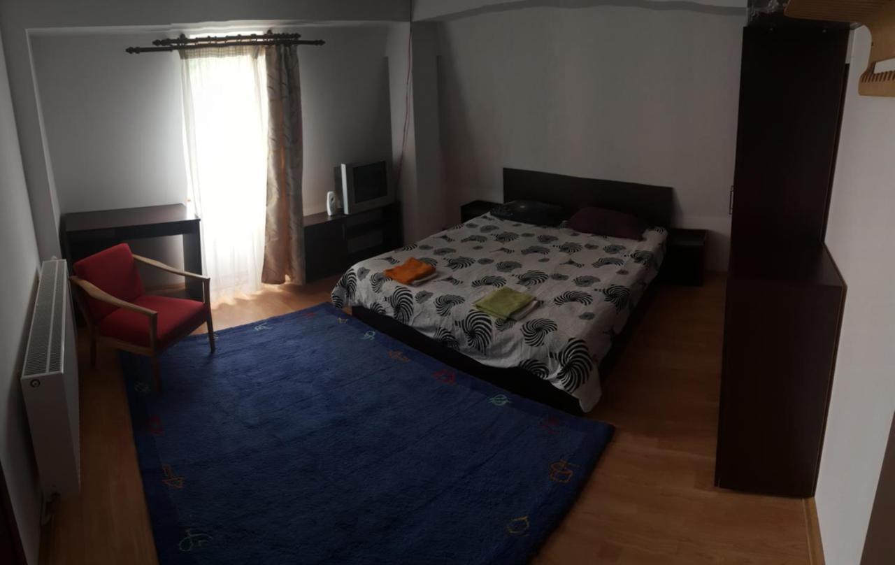 Family Studio