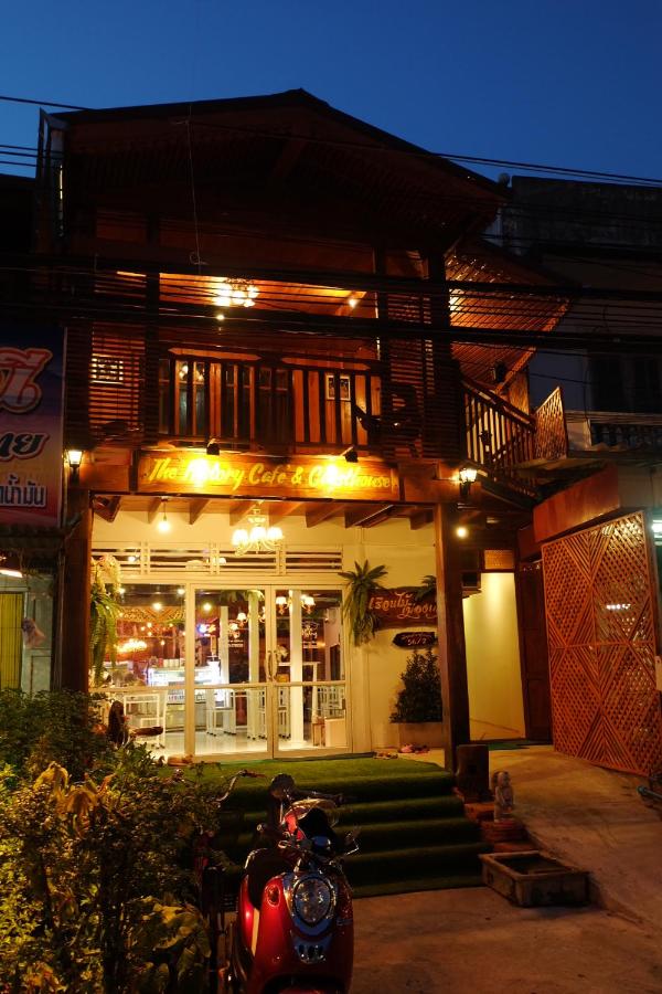 The history cafe' & guesthouse - B&B Sukhothai