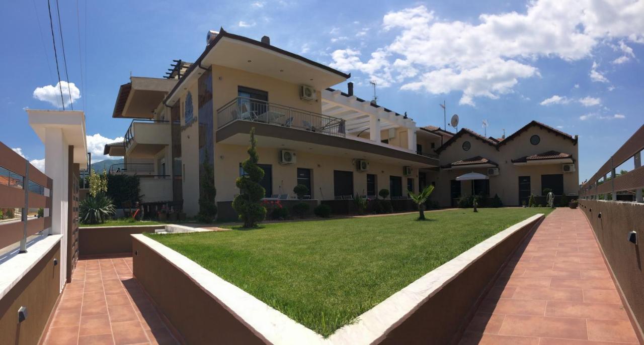 Palmyra Studios - B&B Stavrós