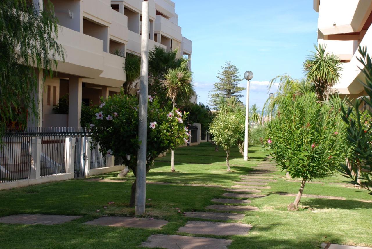 Prata Azul - B&B Lagos