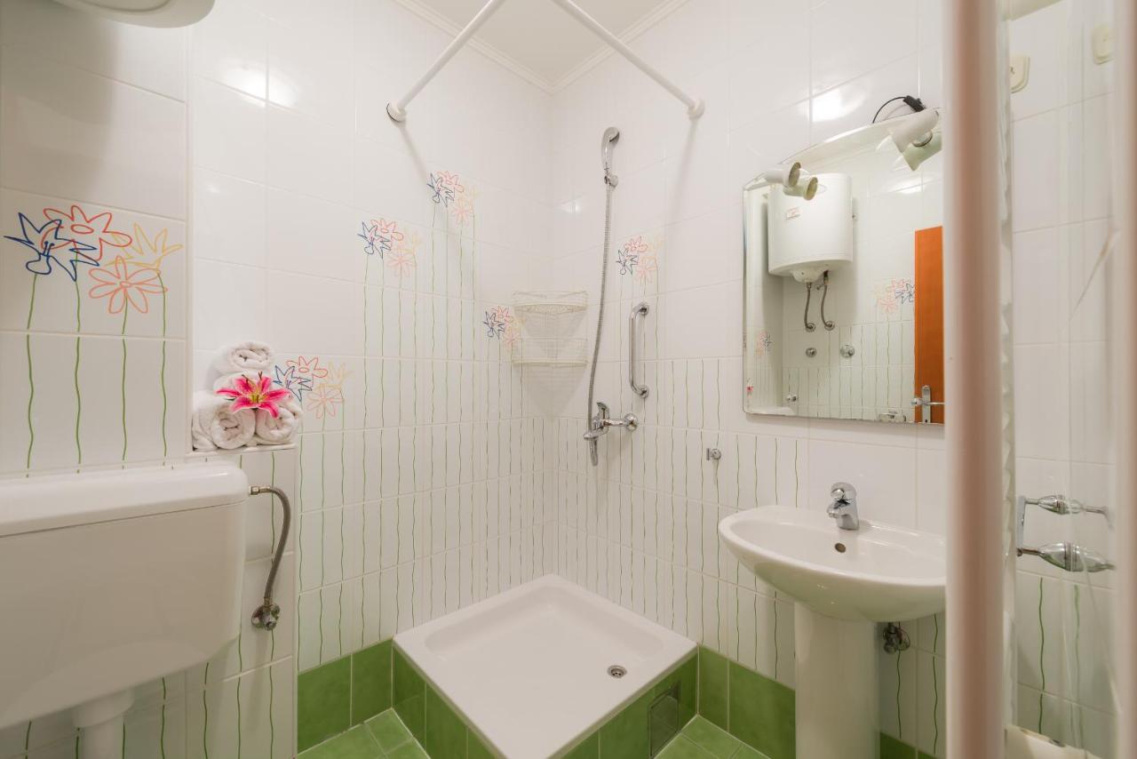 Apartamento con balcón