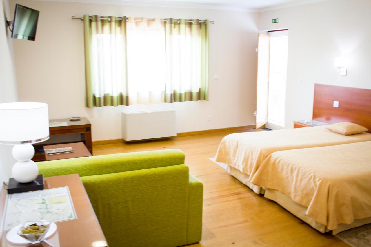Tweepersoonskamer met 2 Aparte Bedden - Geschikt voor Gasten met een Lichamelijke Beperking