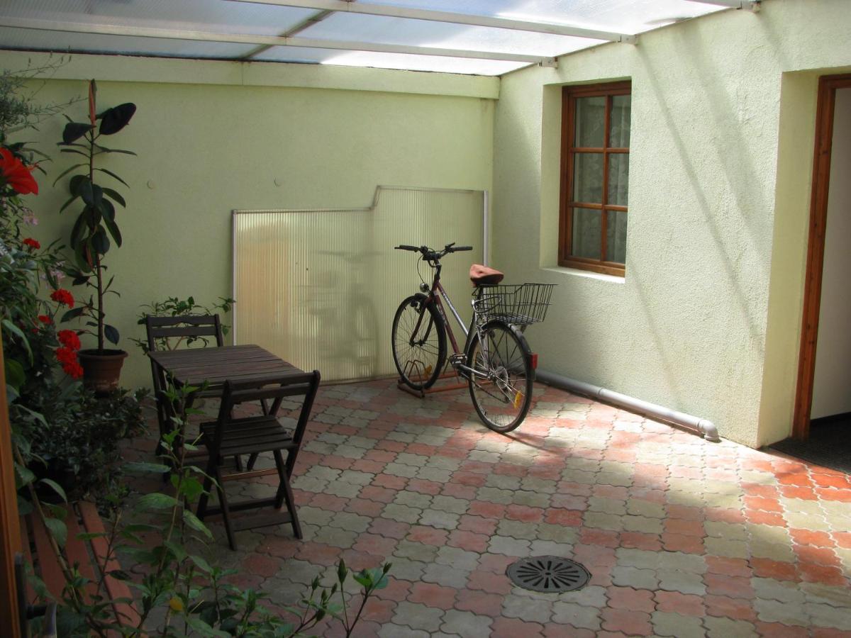 Penzion 102 - B&B