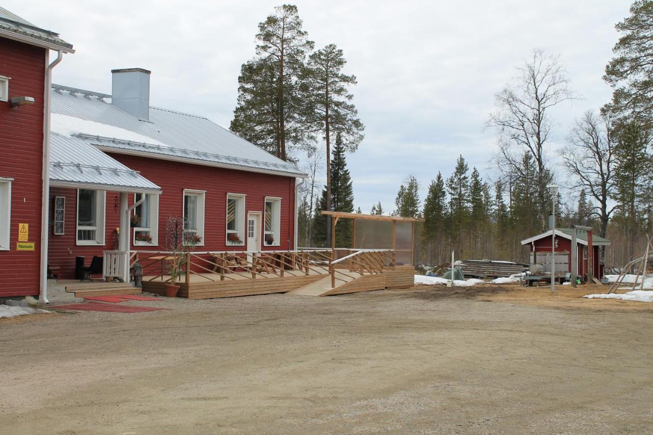 Kairalan Kievari - B&B Salla
