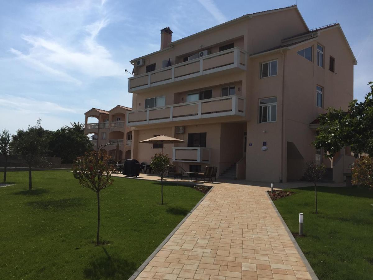Guest House Punta Grzan - B&B Petrcane