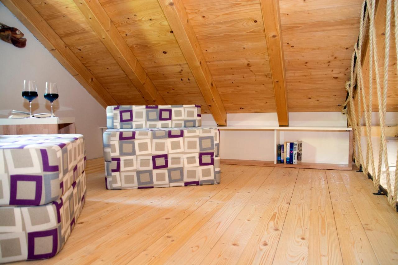 Deluxe Apartment