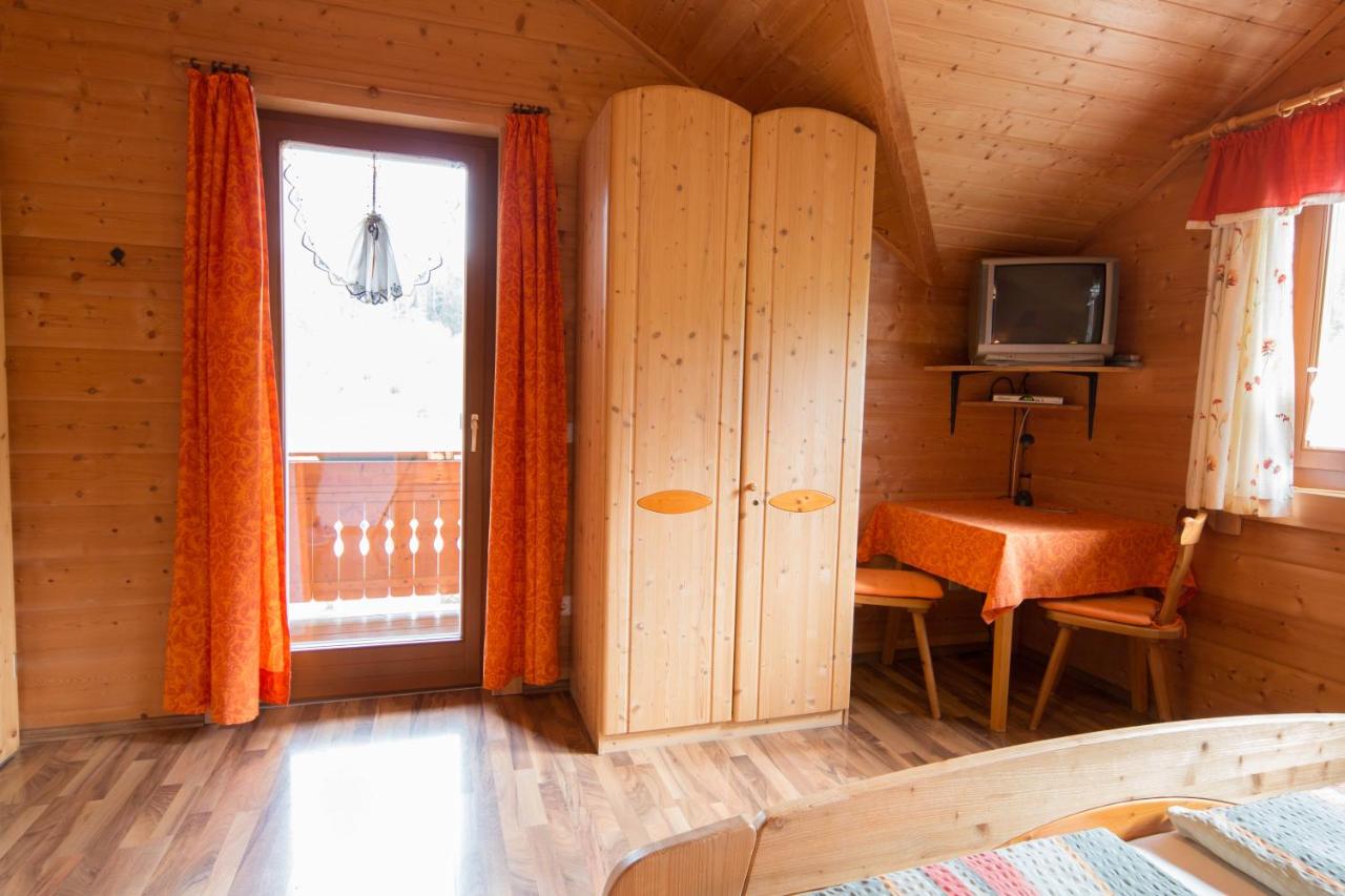 Doppelzimmer mit Balkon