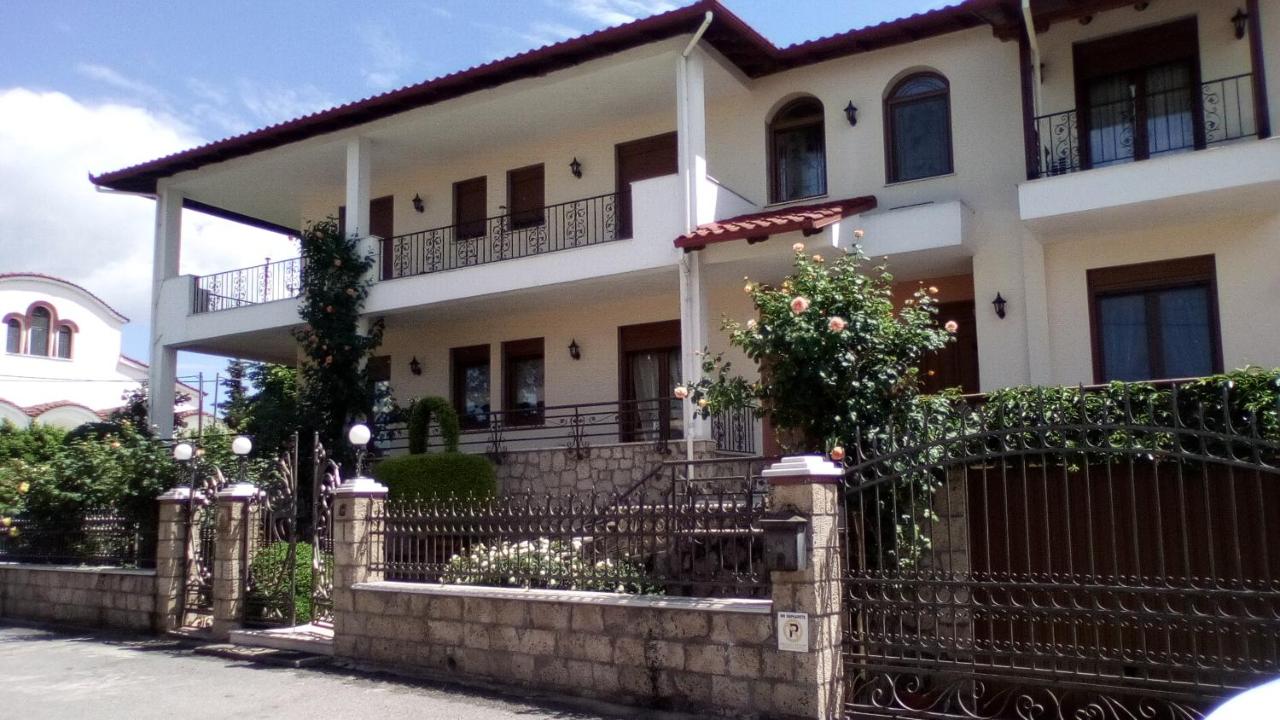 B&B Verghina - Hotel Archontiko Dimitra - Bed and Breakfast Verghina