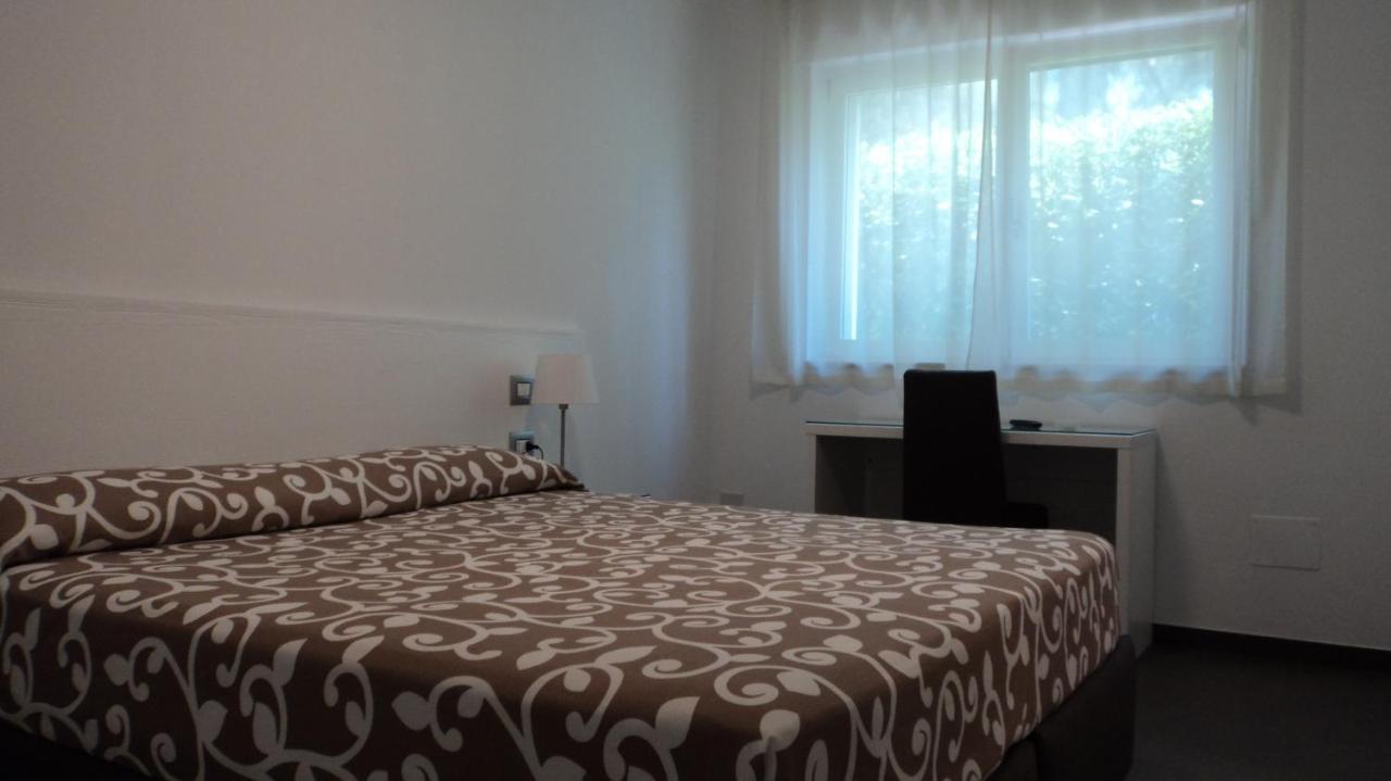 Dreibettzimmer mit eigenem Bad