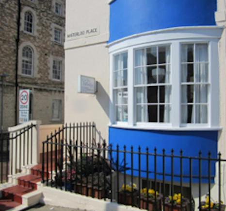 B&B Weymouth - Valentine Guest House - Bed and Breakfast Weymouth