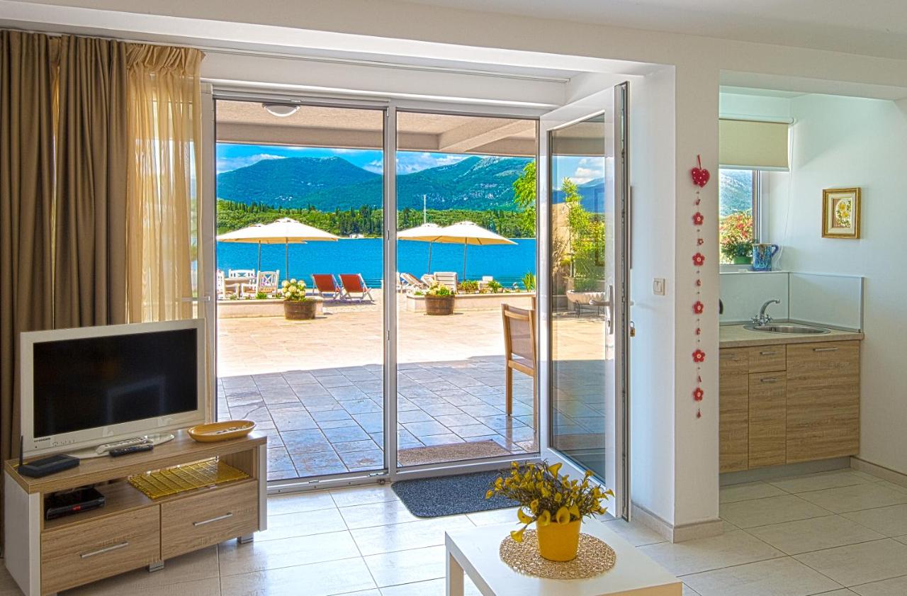 Studio with Sea View