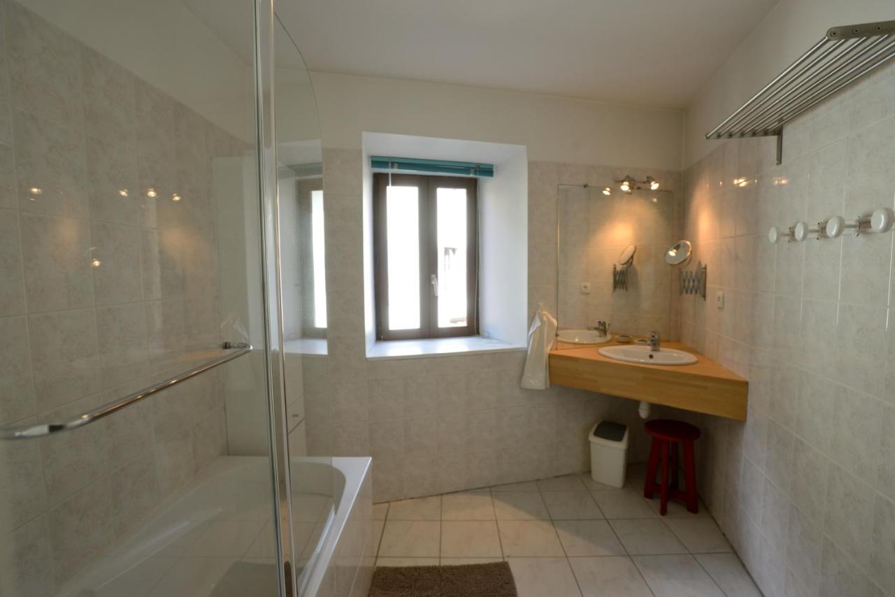 Chambre Double avec Salle de Bains Commune