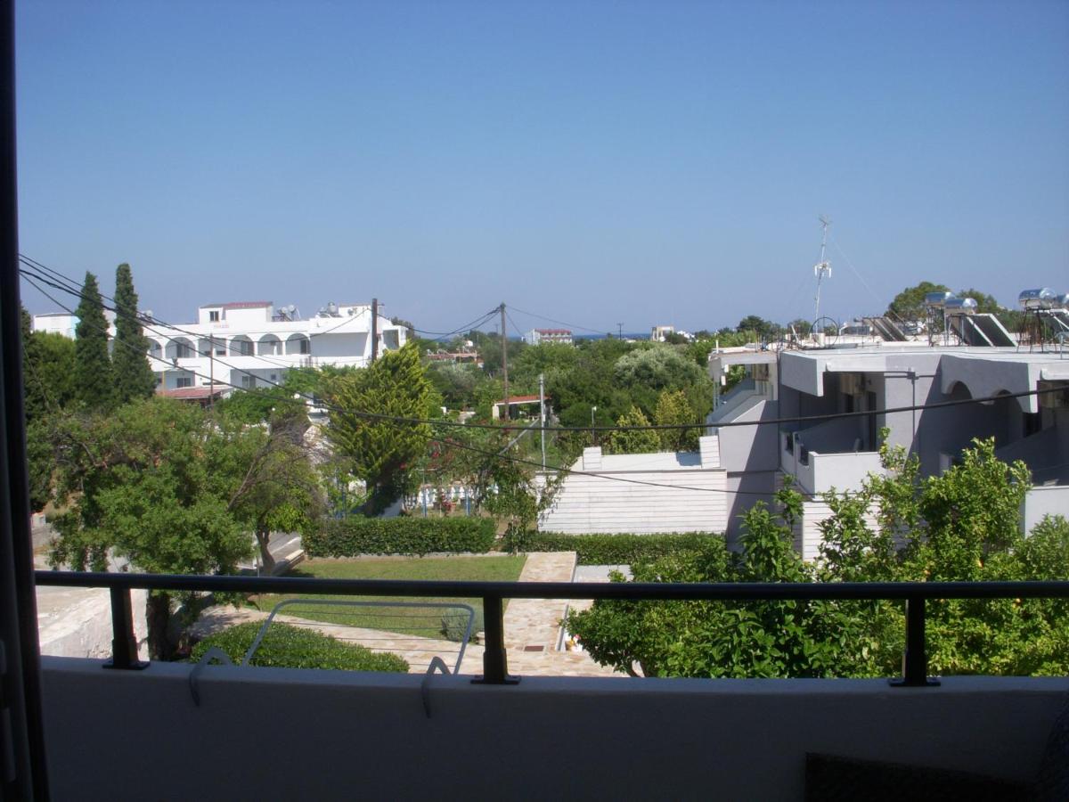 Seascape Apartment with Private Balcony in Faliraki - B&B Faliraki