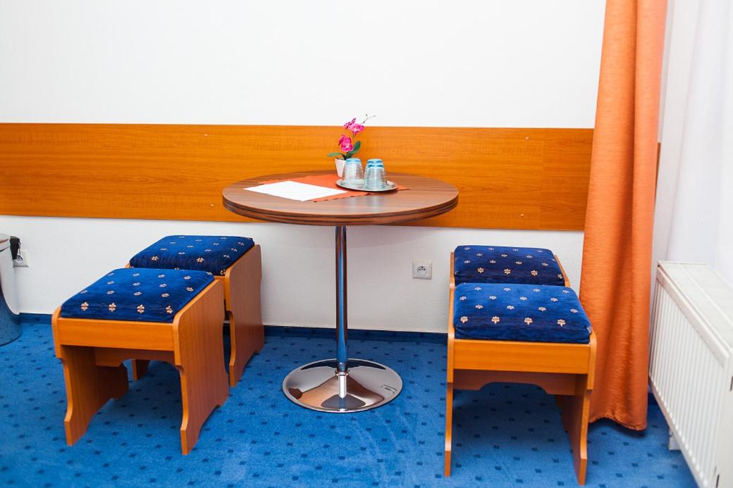 Apartment mit Balkon