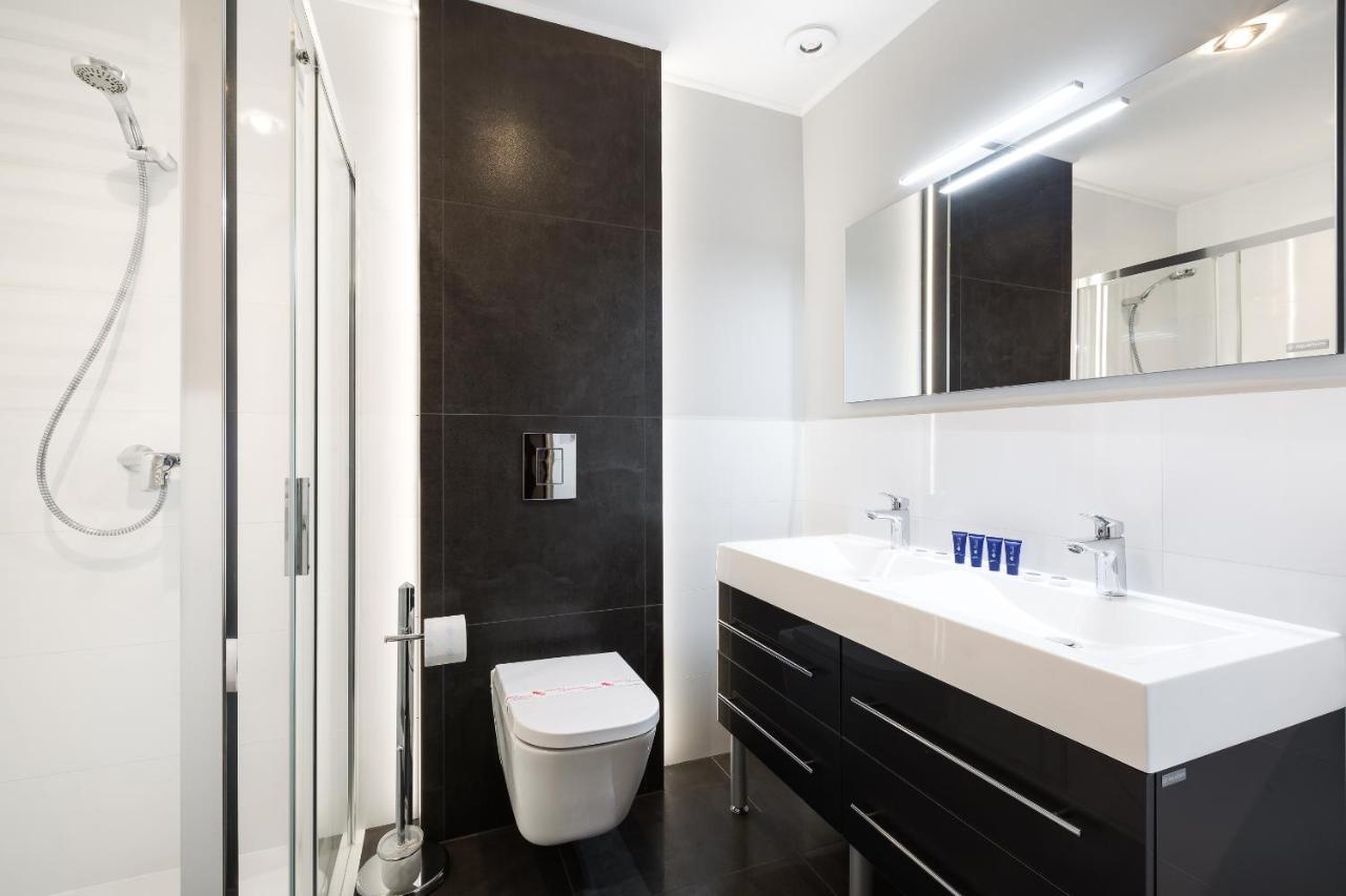 Studio (2 adults + 2 child)