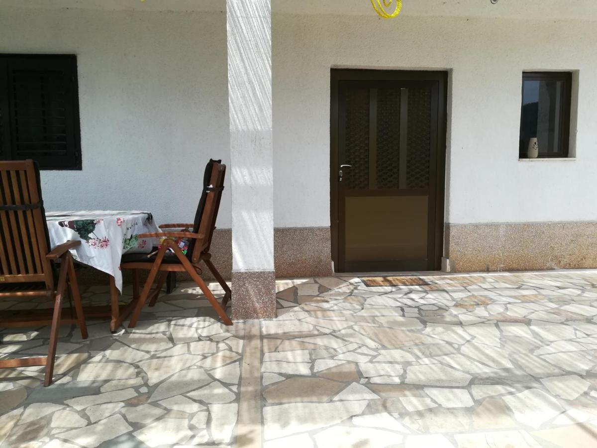 Apartmani Vito - Chambres d'hôtes Grebaštica