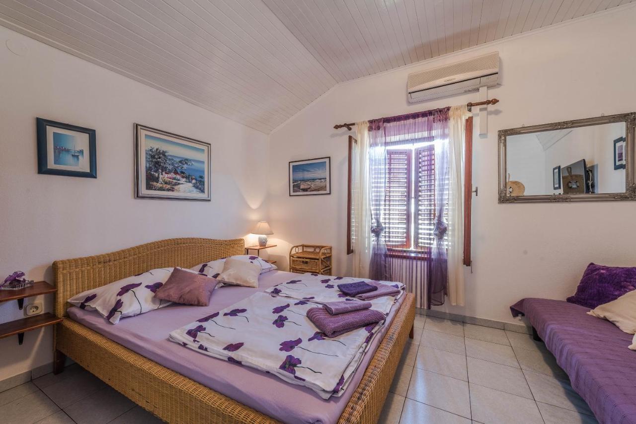 Studio with Sea View
