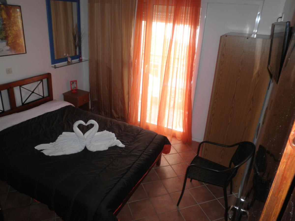 Studio (2 Adultes) - Vue sur Mer