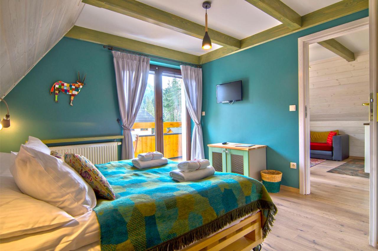 One-Bedroom Apartment 10
