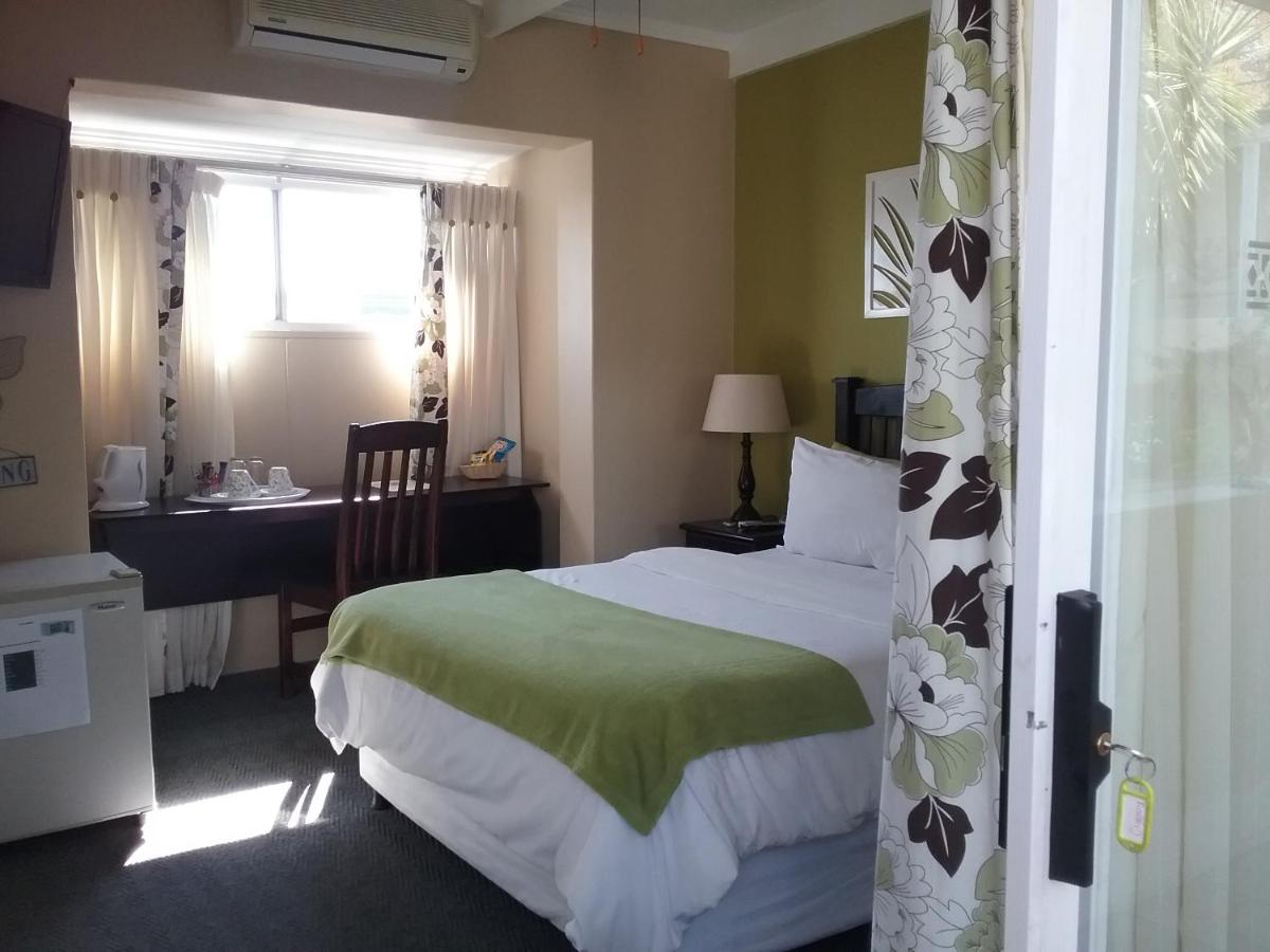 Double Room with Pool View