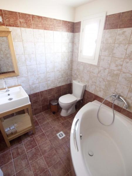 One-Bedroom Apartment (4 Adults)