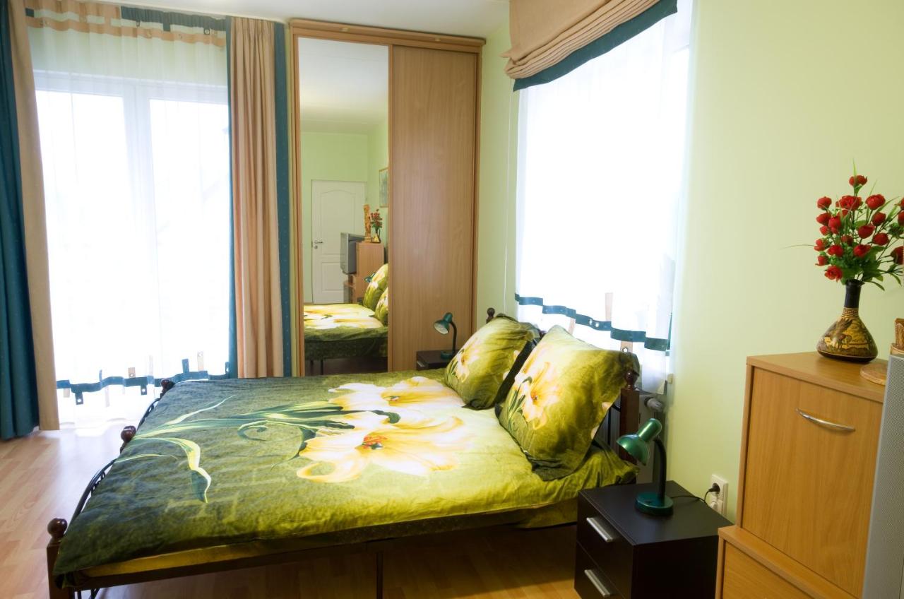 Double or Twin Room with External Private Bathroom