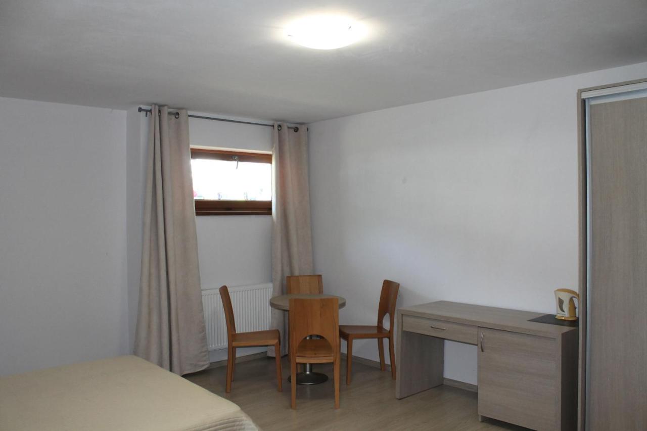 Quadruple Room without Bathroom