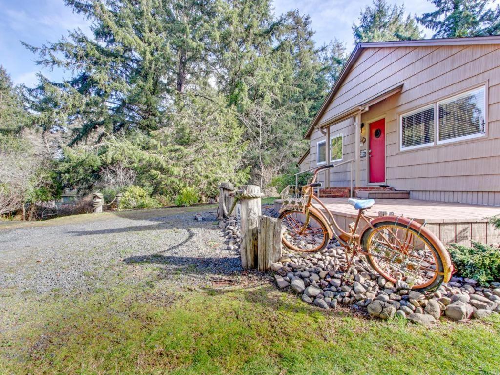 Gearhart Cottage North - B&B