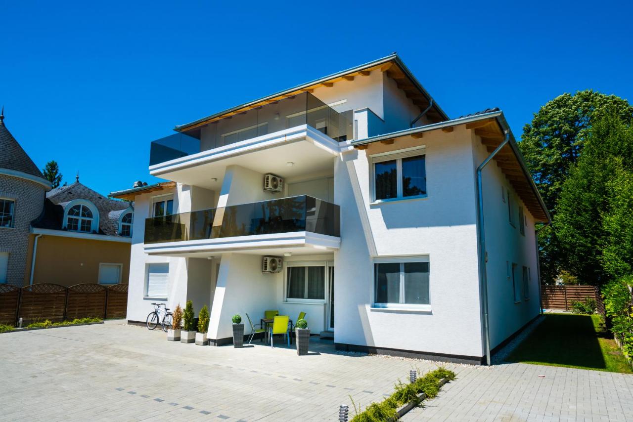 Blue Lake Appartman - Ferienwohnung