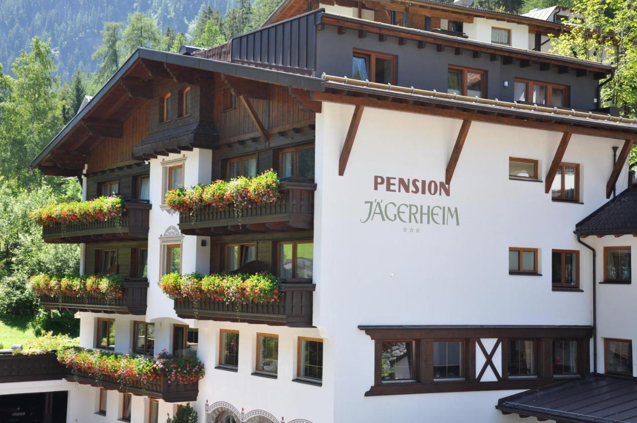 Apart - und Frühstückspension Jägerheim - Bed and Breakfast