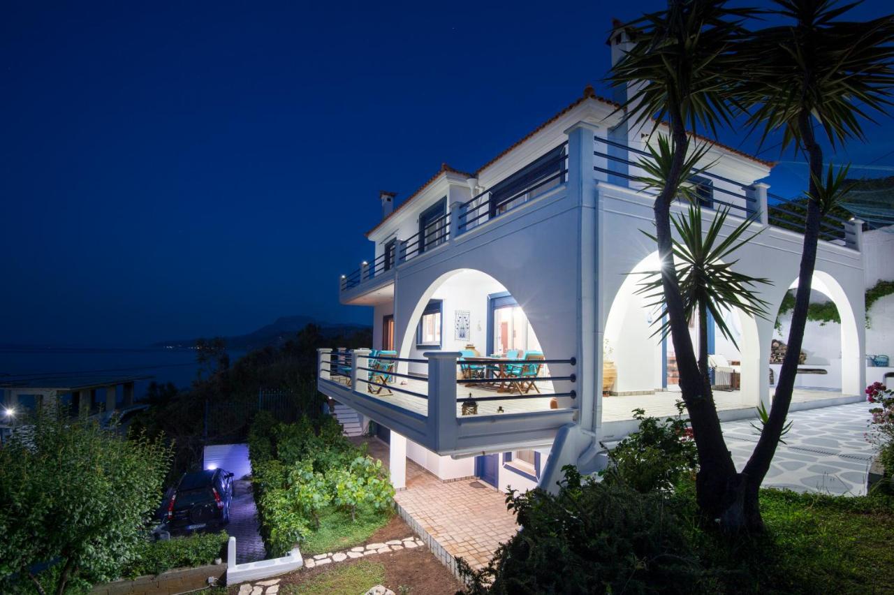 B&B Platána - Blue Dream villa a seaside beauty in Euboea island - Bed and Breakfast Platána