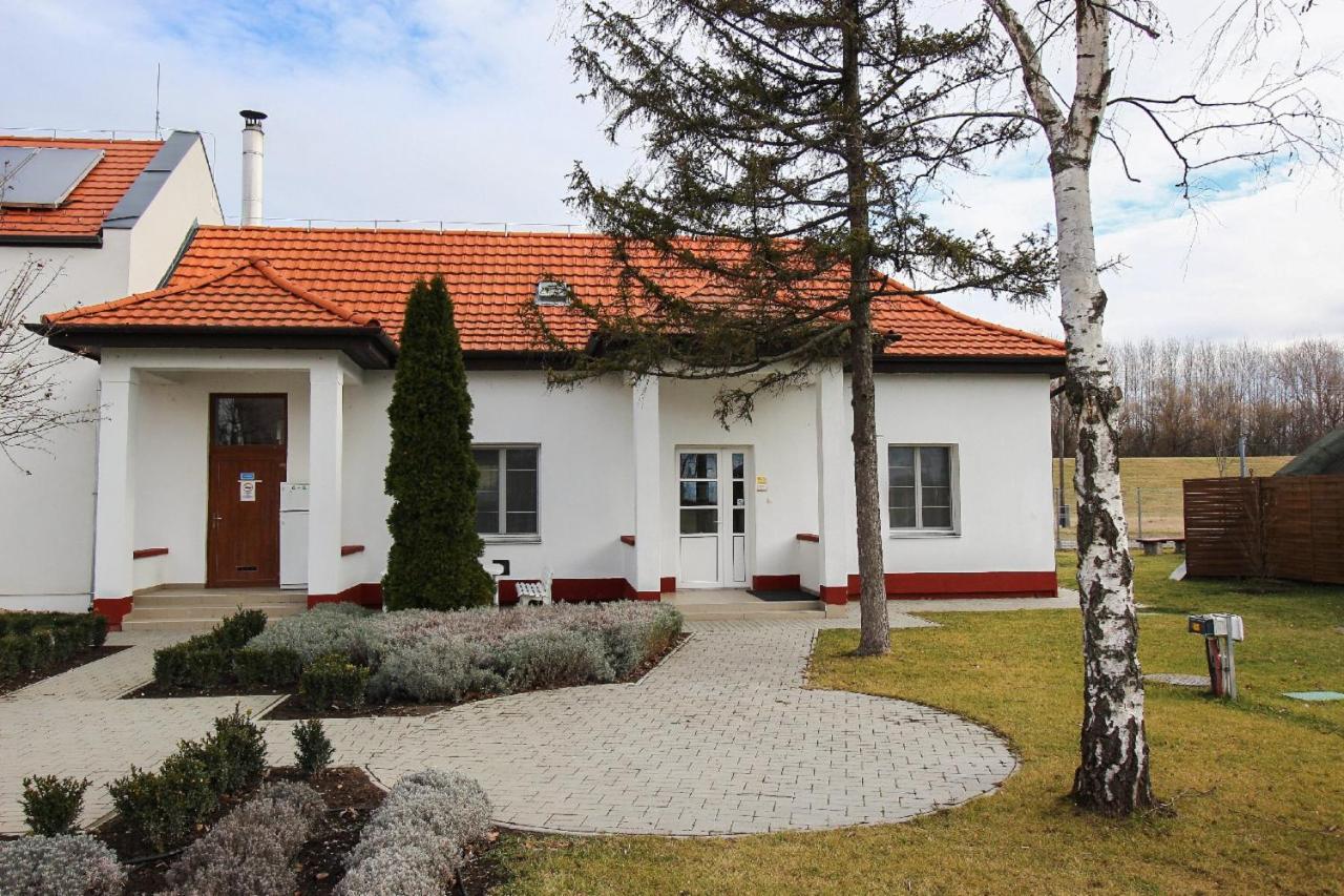 Gyevitur Apartman - Chambres d’hôtes