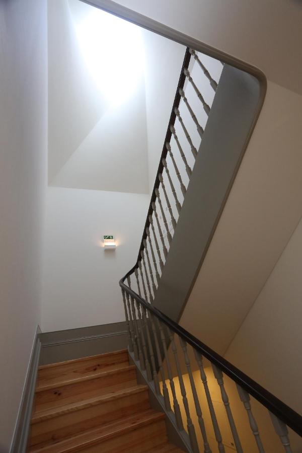 Cozy Flat Porto Downtown With Balcony By Timeless Vacations - B&B Porto