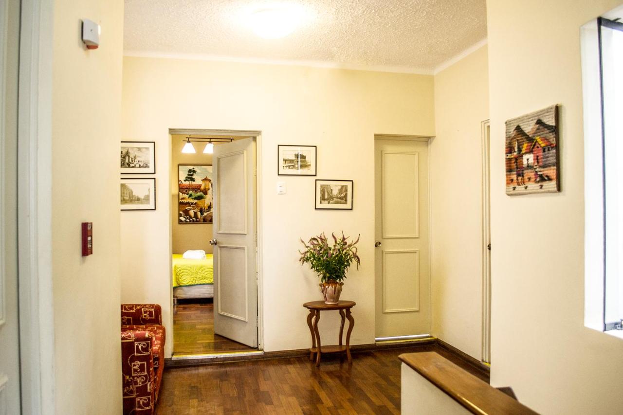 Standard Twin Room with Shared Bathroom