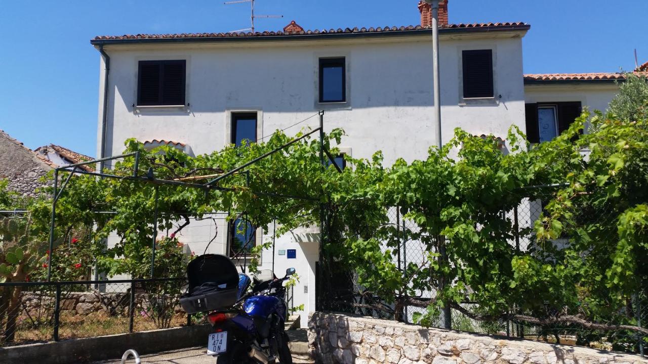 Apartman Sabljak - B&B