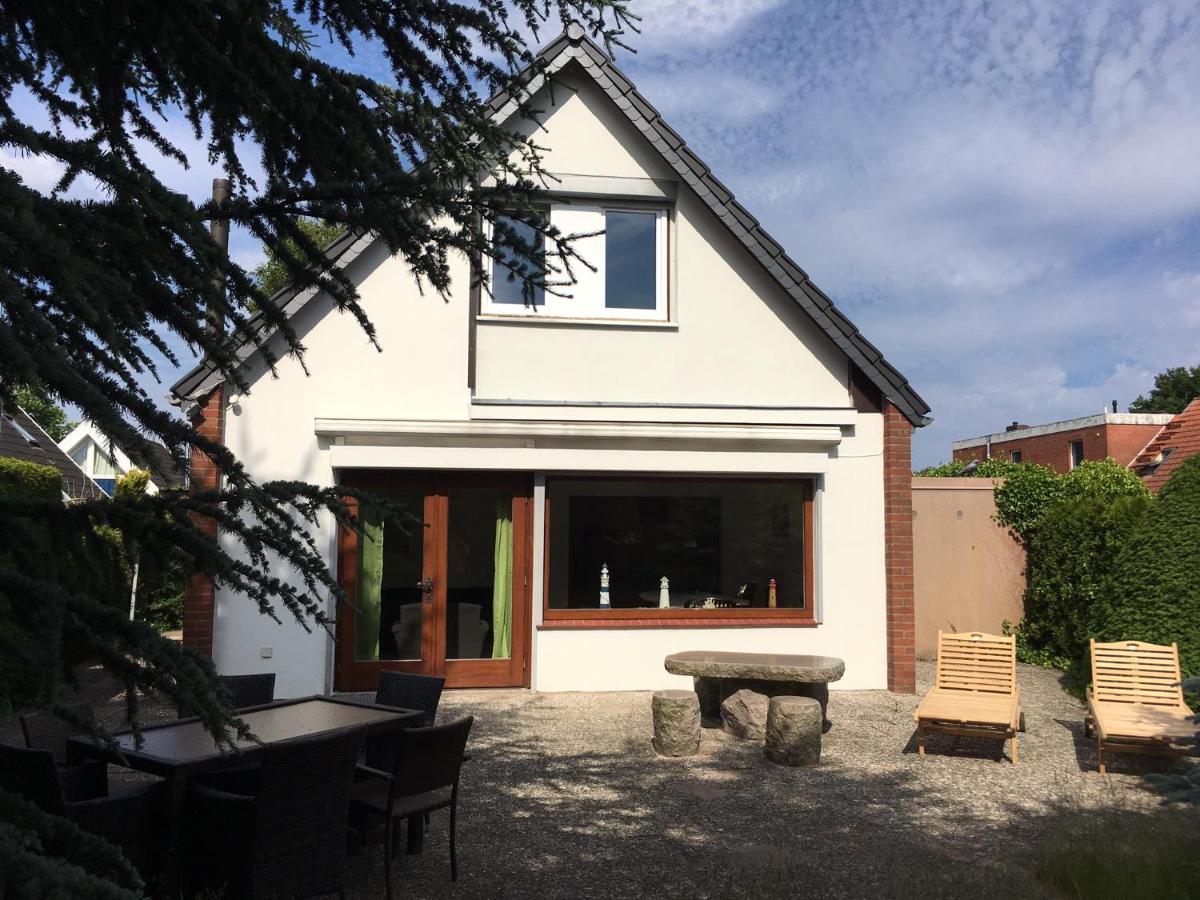 Four-Bedroom House "Leuchtturm - Haus 23"