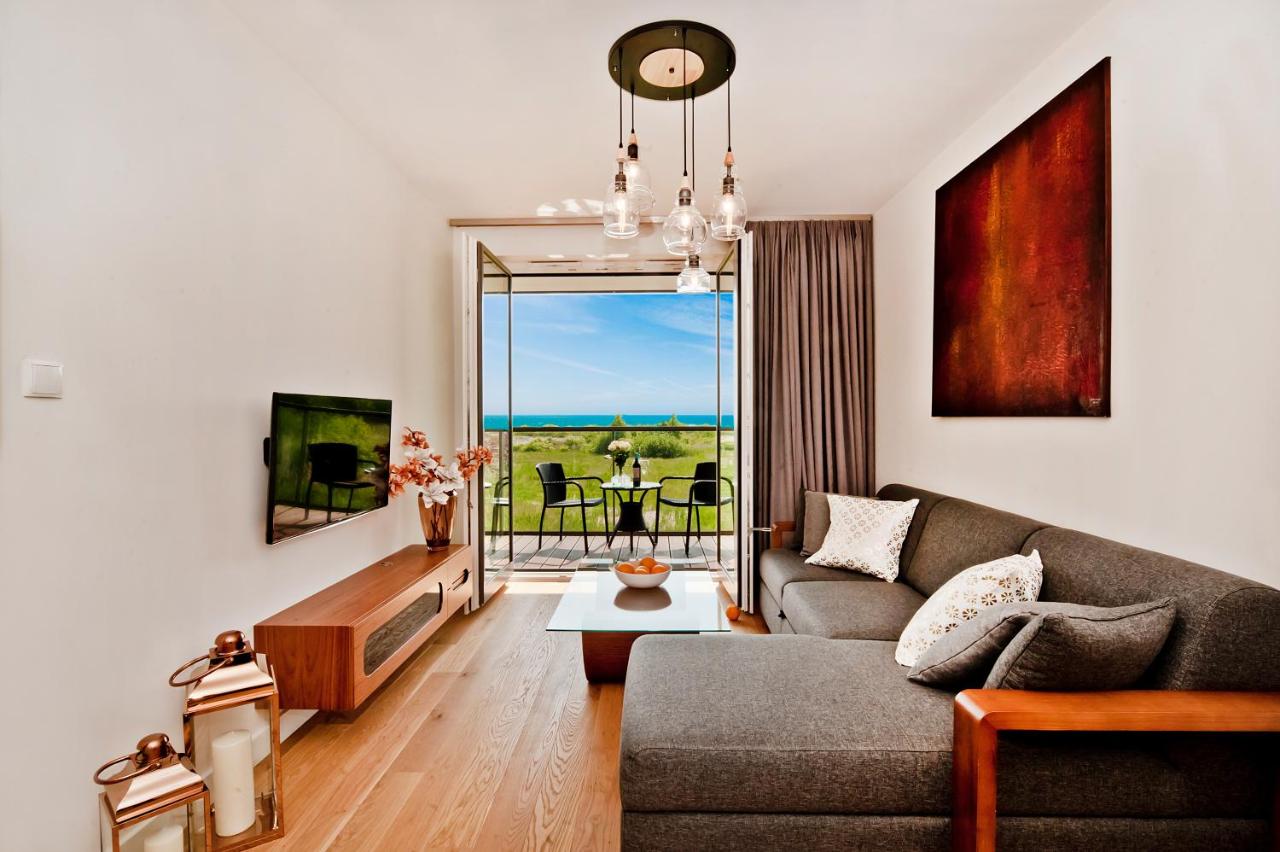 One-Bedroom Apartment with Sea View - 24/A15  Abrahama Street 