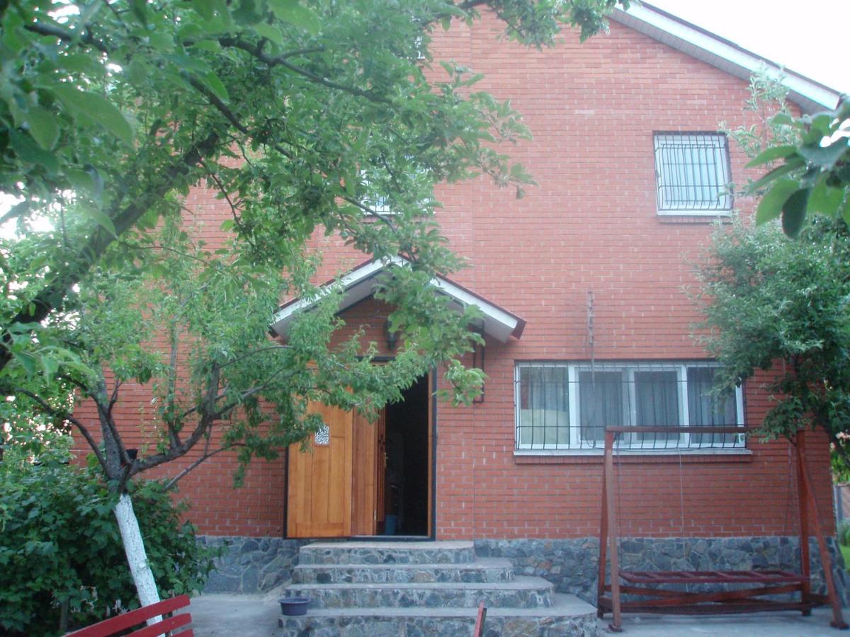 B&B Tykhe - Lux villa on the river Dnipro - Bed and Breakfast Tykhe