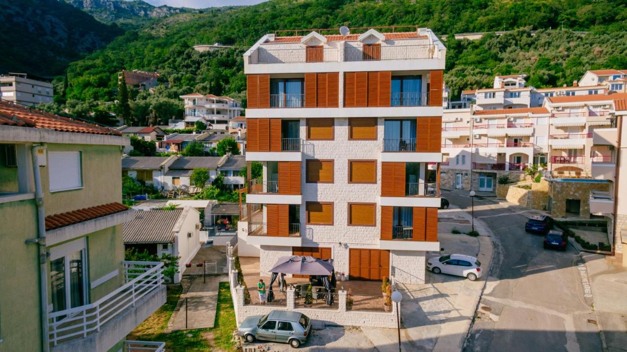 B&B Petrovac na Moru - Opium Mar Apartments - Bed and Breakfast Petrovac na Moru